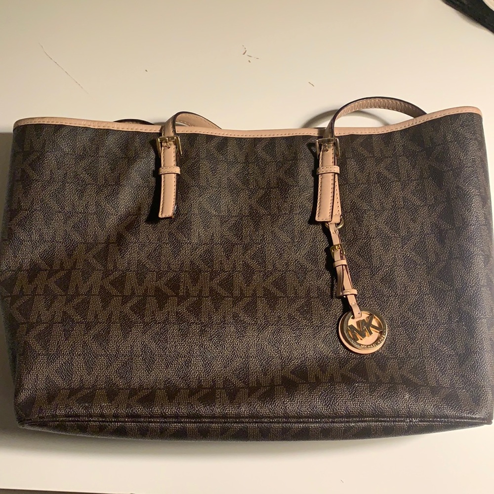 Michael Kors Classic Bag